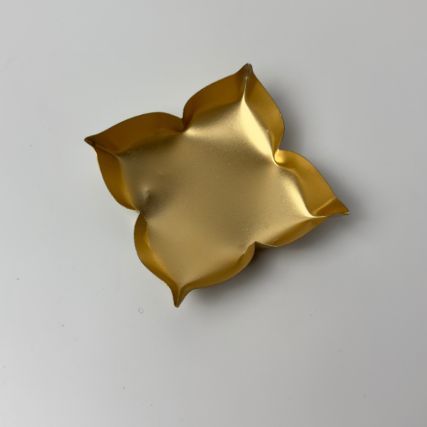 4 leaf Metal Urli 3.5 inch - WP94