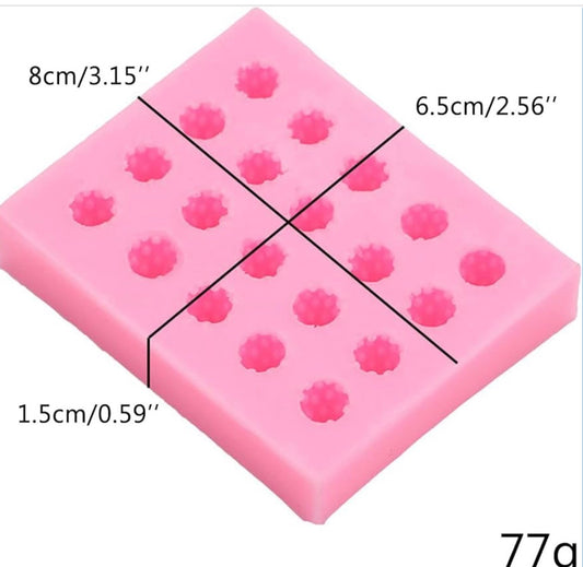 20 Cavity Strawberry Mould CM706