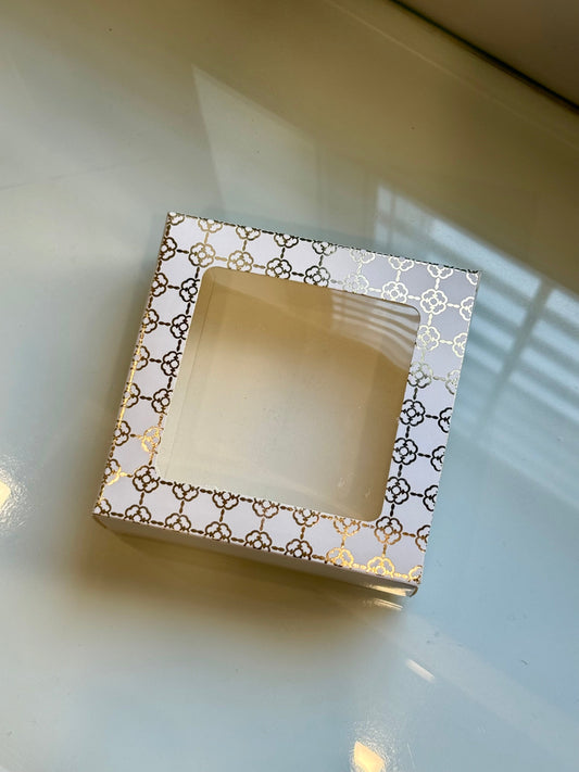 Urli | Heart | White Designer Box PO38