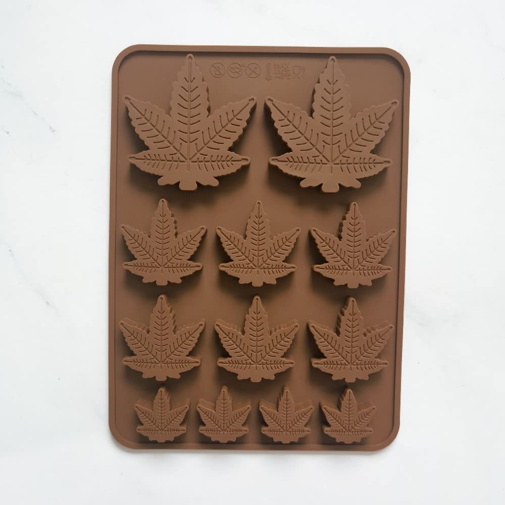 Maple Leaf Mould CM476