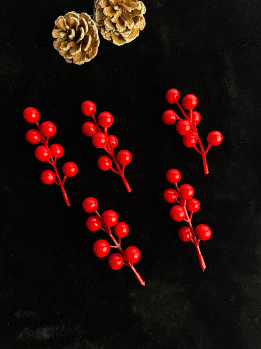 Christmas Cherry 5 Bunches DM38