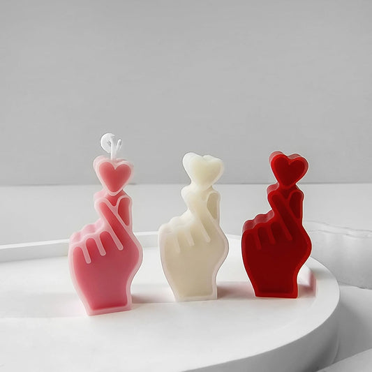 Heart On Finger Mould Large CM493
