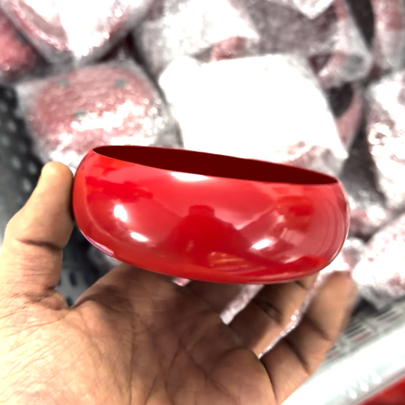 Red Bowl Metal Urli - UD04